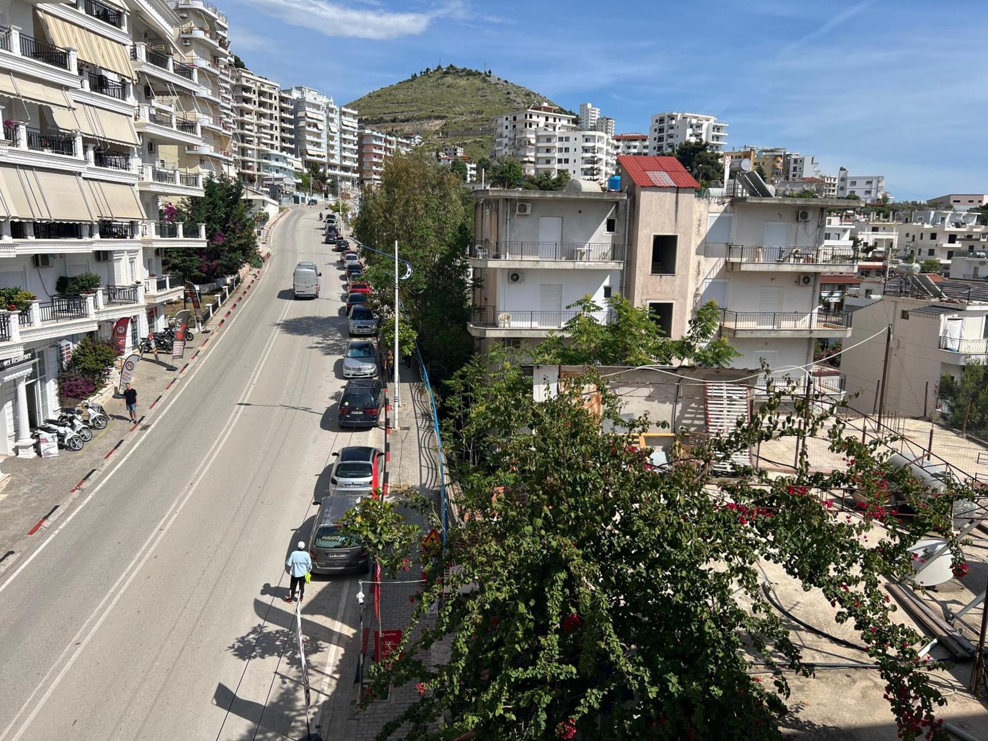 Tulipani Apartments Near Promenade Saranda Dış mekan fotoğraf