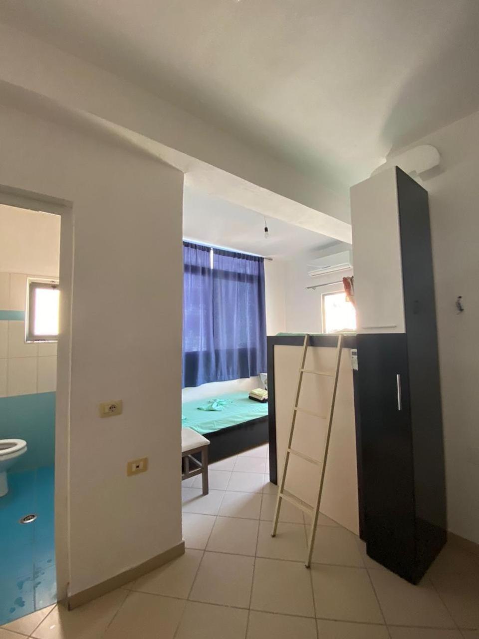 Tulipani Apartments Near Promenade Saranda Dış mekan fotoğraf